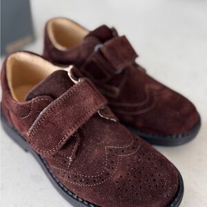 HAMPTON CLASSICS Chic Kids' Burgundy Suede Dress Shoes
